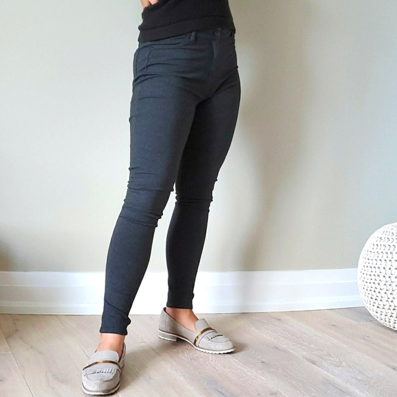 Aritzia Babaton stretchy leggings - Picture 1 of 7